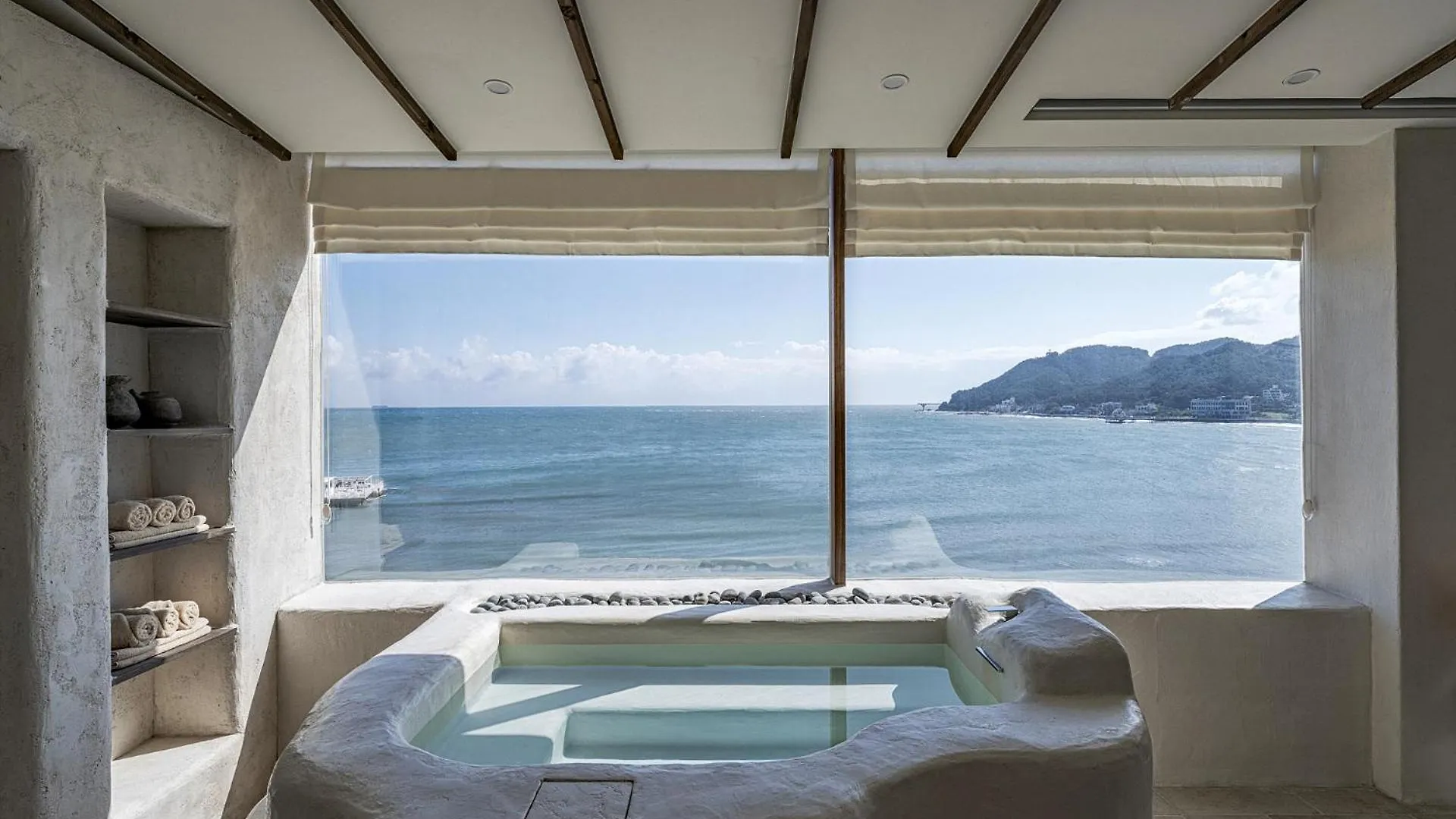 Hoho House Songjeong Hotel Busan South Korea